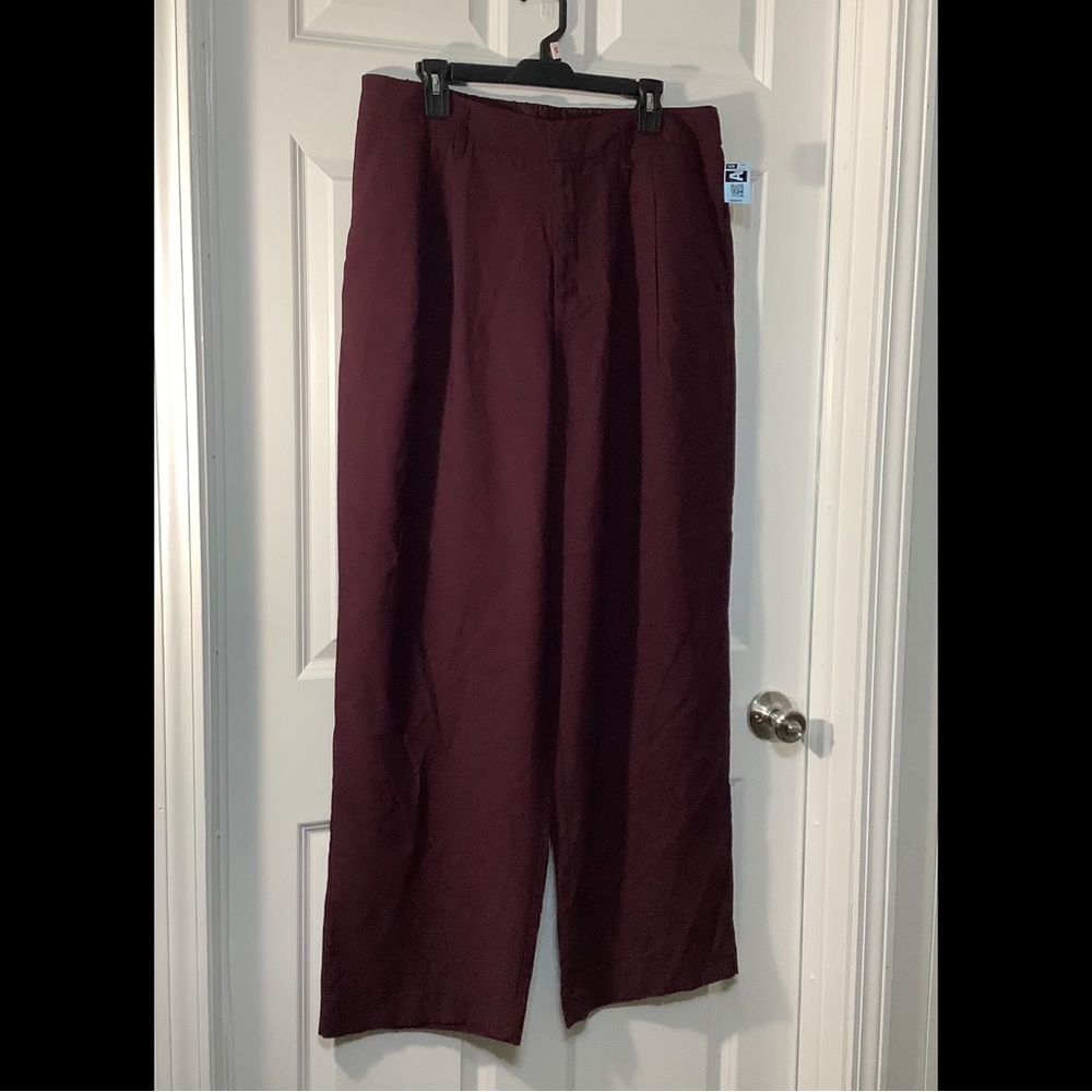 a. new day dress wide leg pants  Burgundy Pants size 14.
